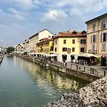 Beautiful View Navigli Apartment